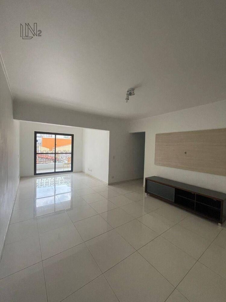 Apartamento, 3 quartos, 131 m² - Foto 2