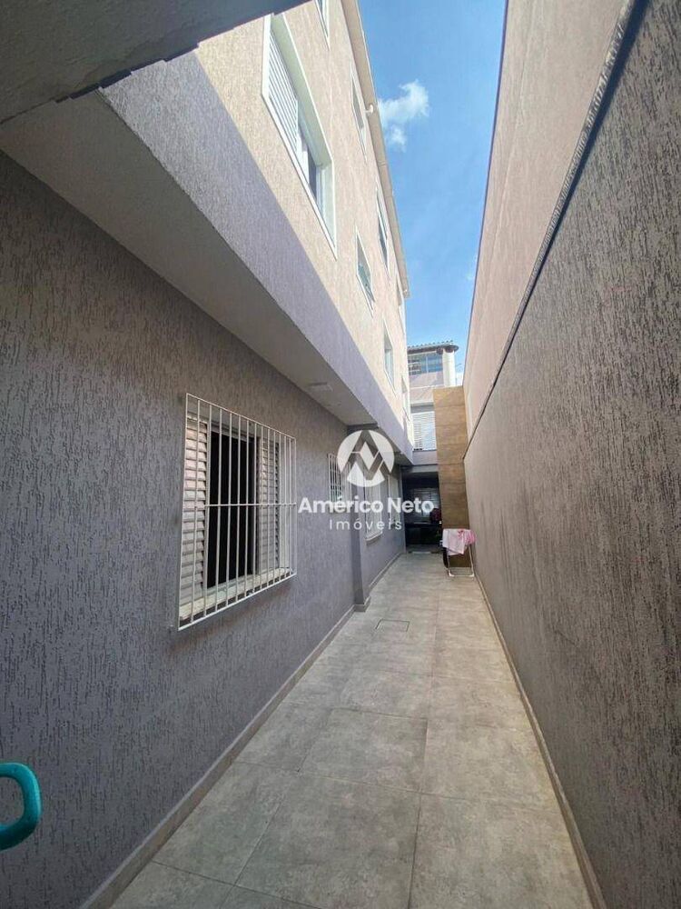 Sobrado, 2 quartos, 950 m² - Foto 1