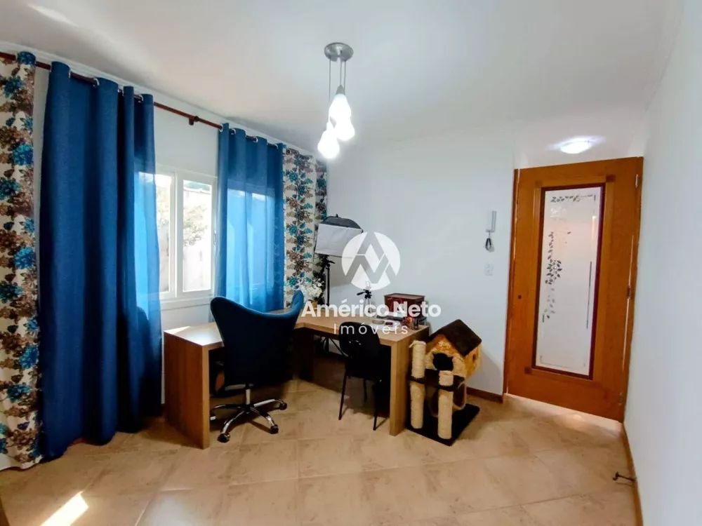 Casa à venda com 4 quartos, 240m² - Foto 13