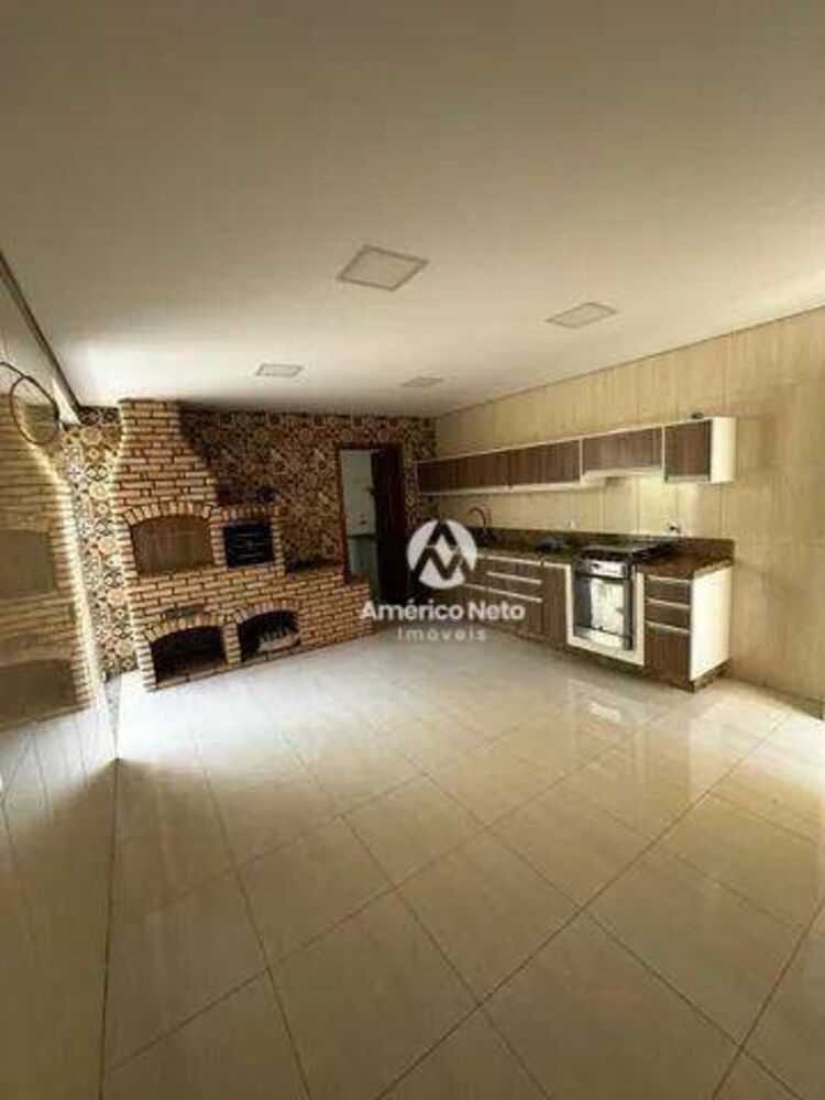 Casa, 3 quartos, 244 m² - Foto 4