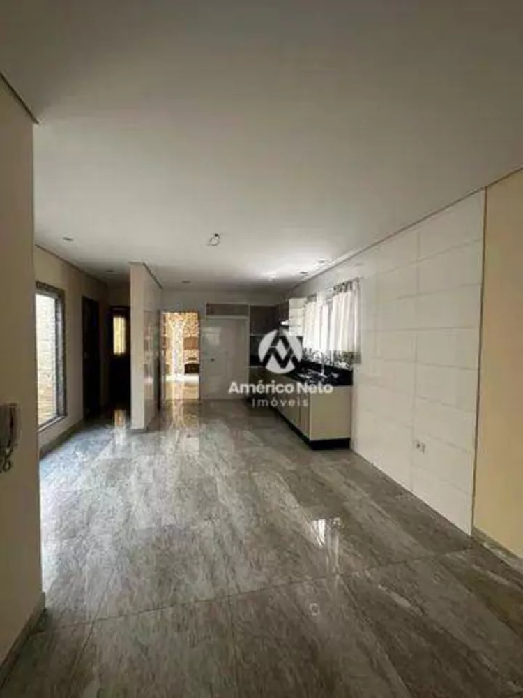 Casa, 3 quartos, 244 m² - Foto 3