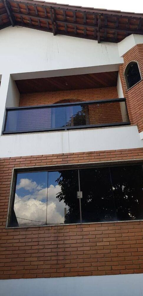 Sobrado, 3 quartos, 250 m² - Foto 1