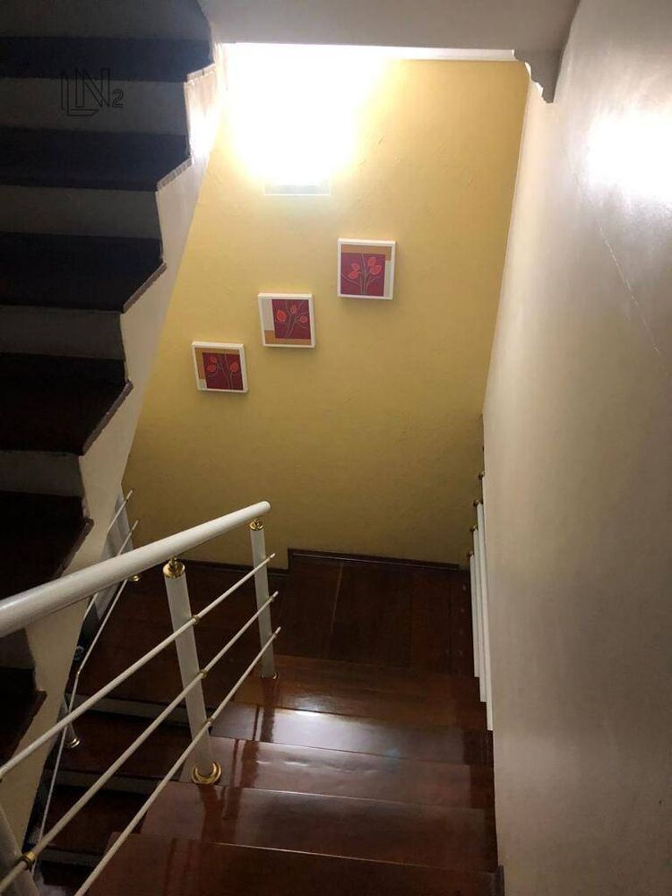 Sobrado à venda com 4 quartos, 272m² - Foto 18