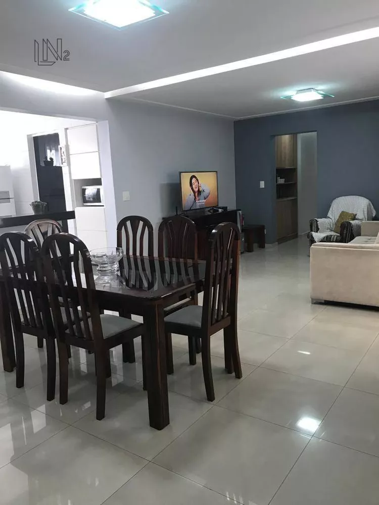 Apartamento, 3 quartos, 140 m² - Foto 2