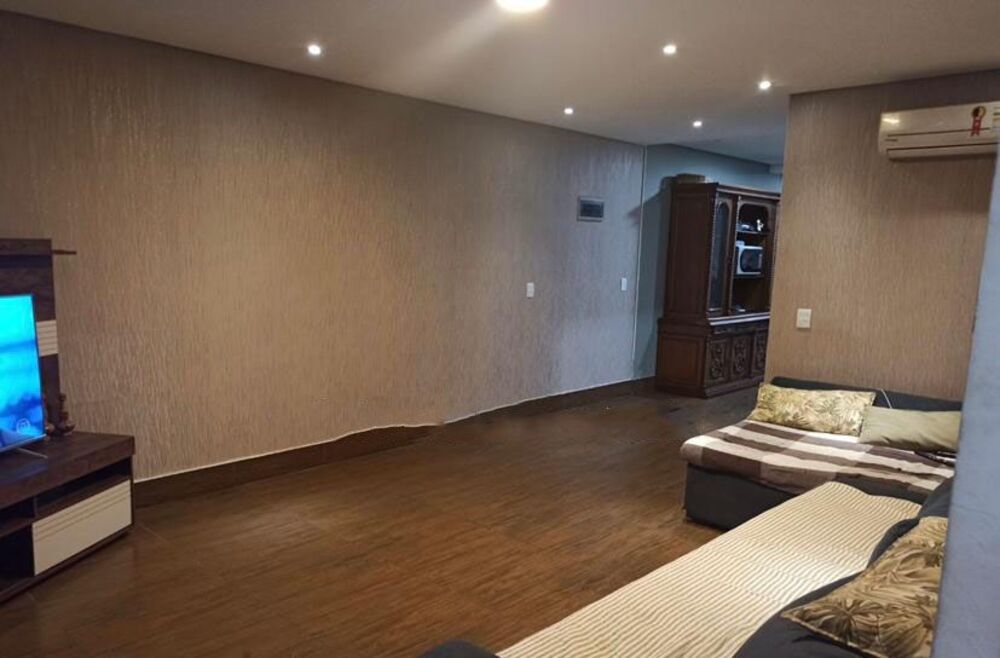 Casa, 3 quartos, 250 m² - Foto 2