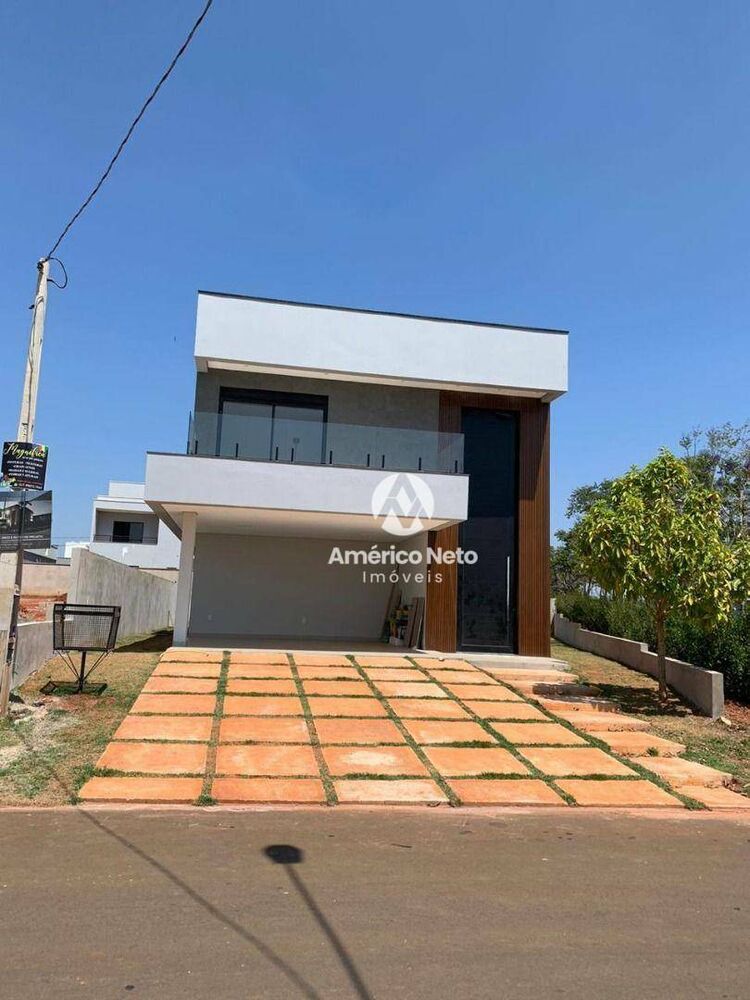 Sobrado, 3 quartos, 286 m² - Foto 1