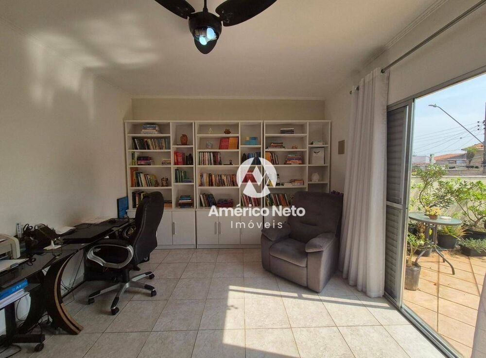 Sobrado, 3 quartos, 183 m² - Foto 2