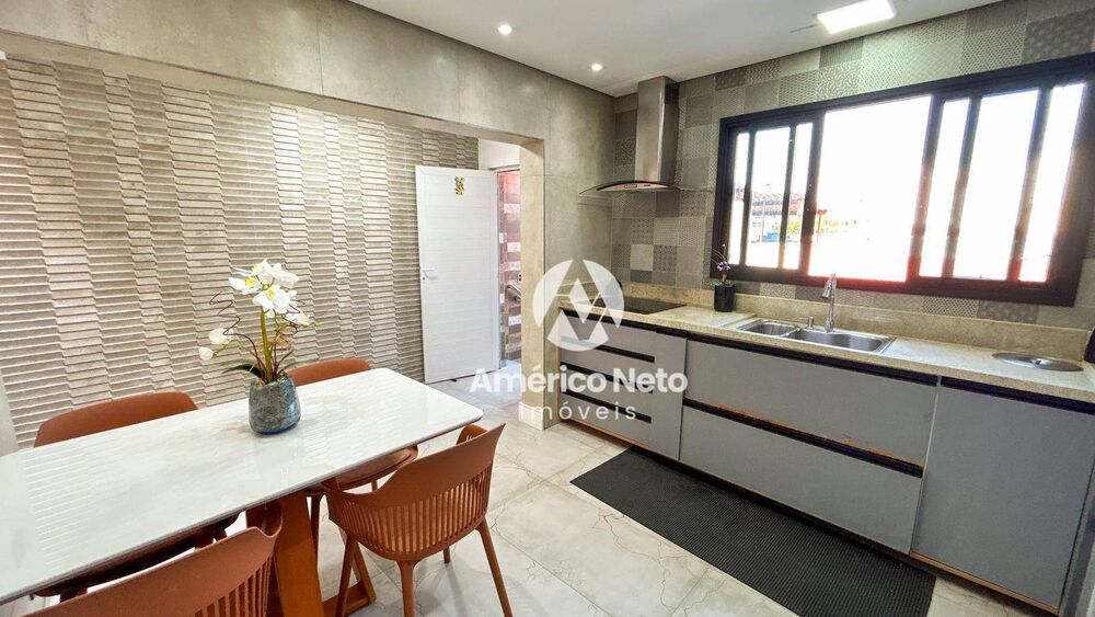 Sobrado, 3 quartos, 200 m² - Foto 4
