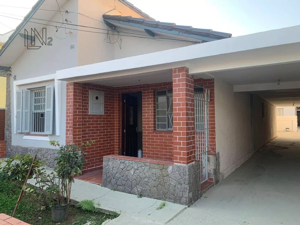 Casa, 3 quartos, 208 m² - Foto 1