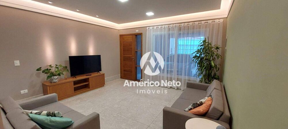 Sobrado, 4 quartos, 197 m² - Foto 1