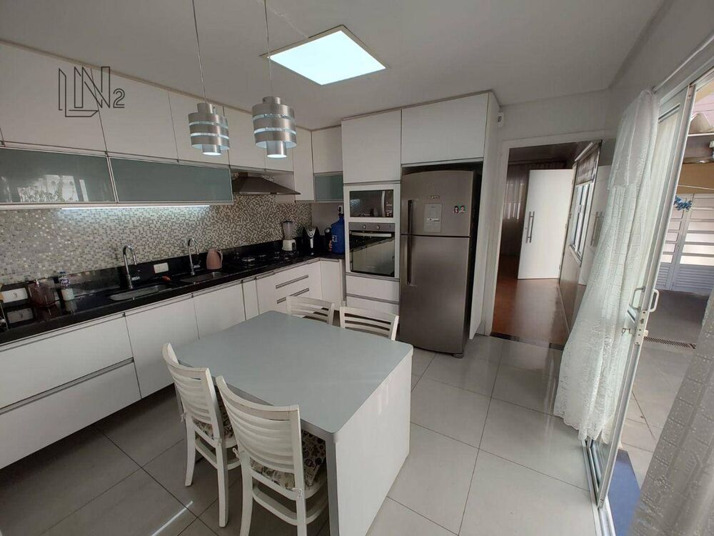 Casa, 6 quartos, 290 m² - Foto 4