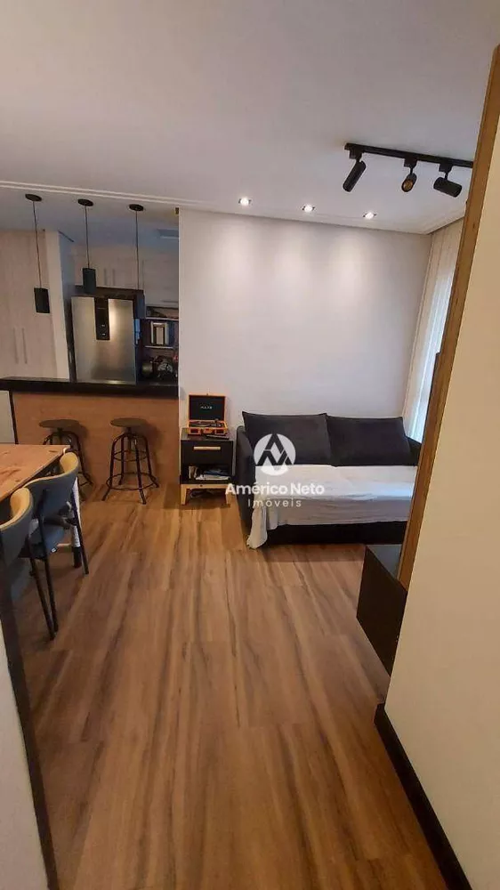 Apartamento à venda com 3 quartos, 77m² - Foto 2