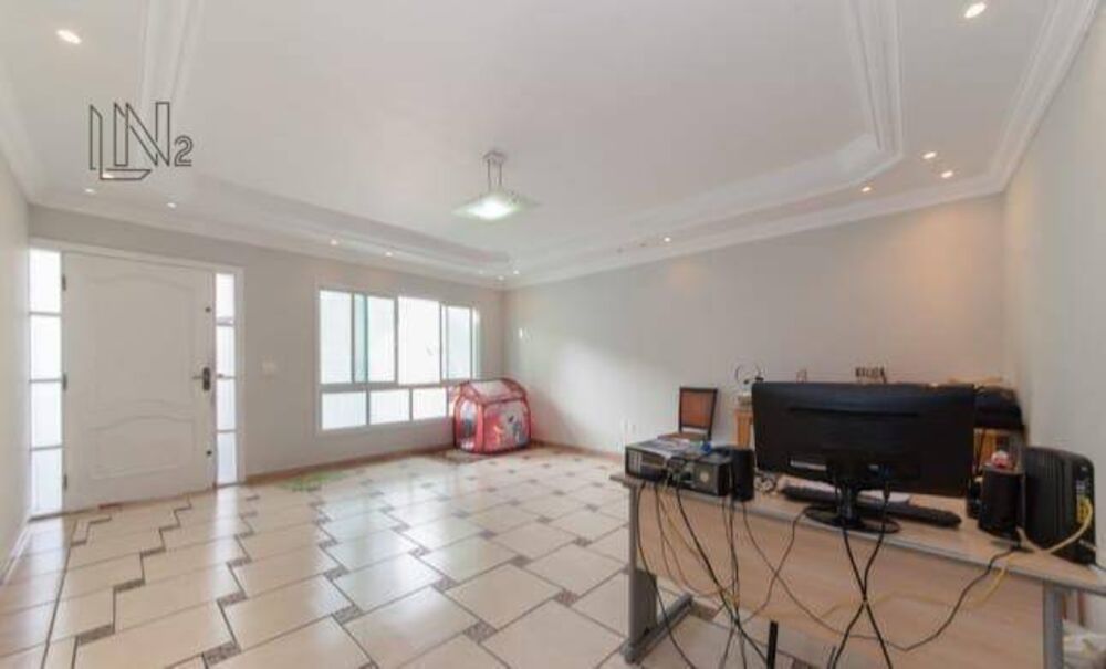 Sobrado, 3 quartos, 324 m² - Foto 2