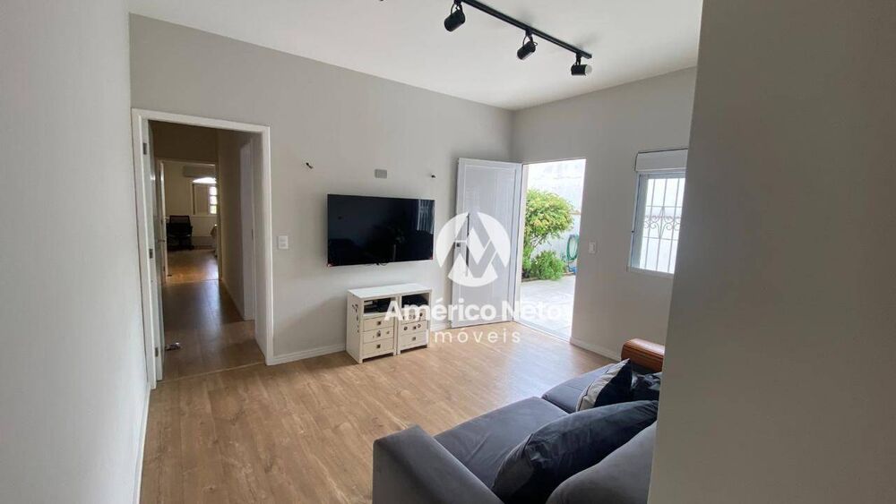 Casa, 2 quartos, 161 m² - Foto 1