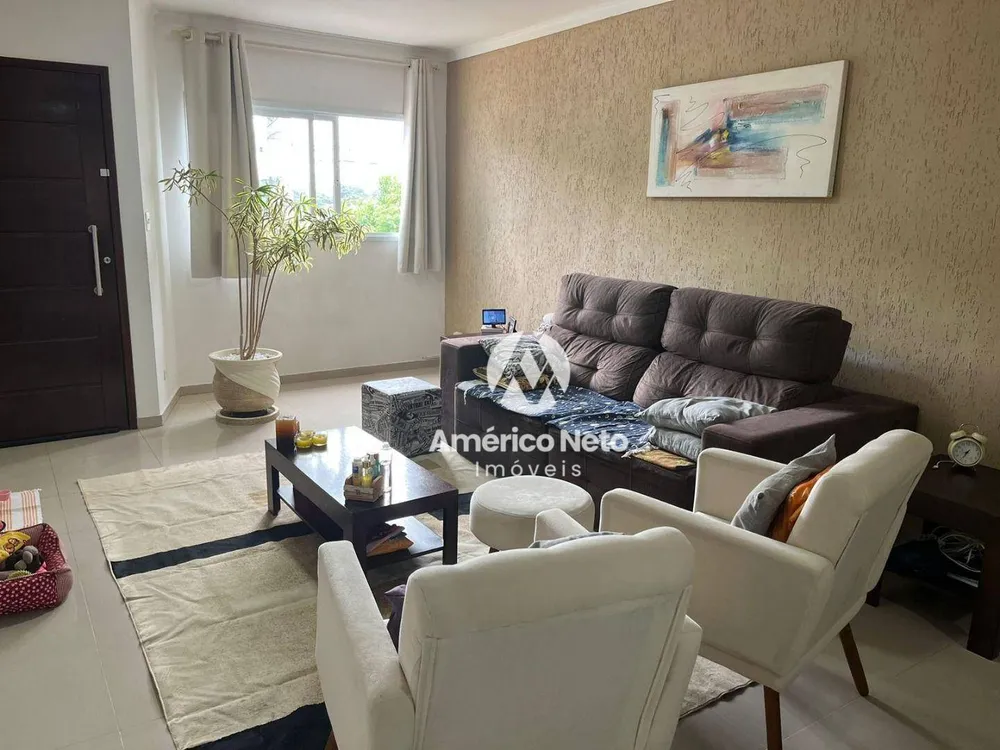 Sobrado, 3 quartos, 231 m² - Foto 1