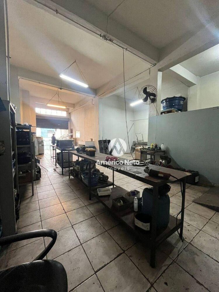 Depósito-Galpão-Armazém para alugar, 250m² - Foto 2