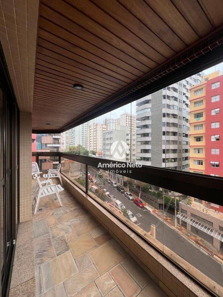 Apartamento, 3 quartos, 224 m² - Foto 1