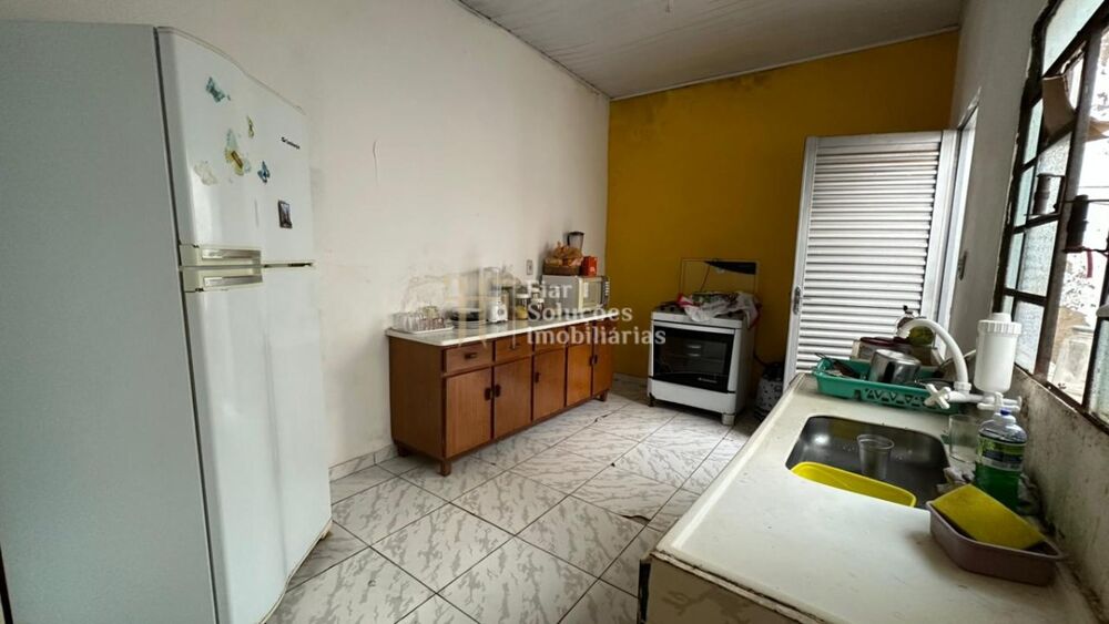 Casa à venda com 3 quartos, 180m² - Foto 5