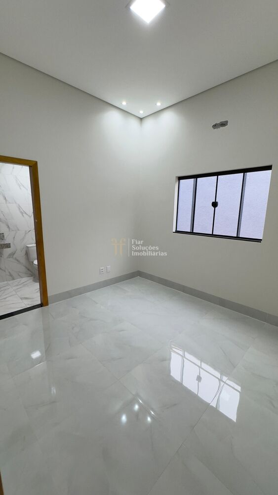 Casa à venda com 3 quartos, 182m² - Foto 4