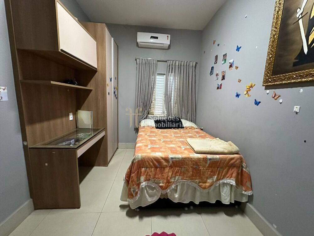Casa à venda com 4 quartos, 259m² - Foto 4