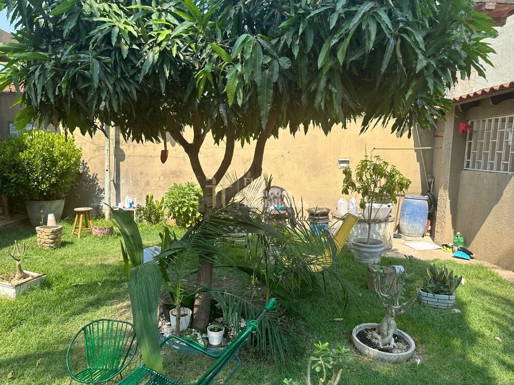 Casa à venda com 4 quartos, 259m² - Foto 16