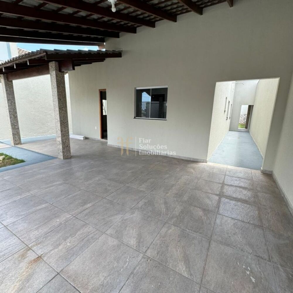 Casa à venda com 3 quartos, 164m² - Foto 4