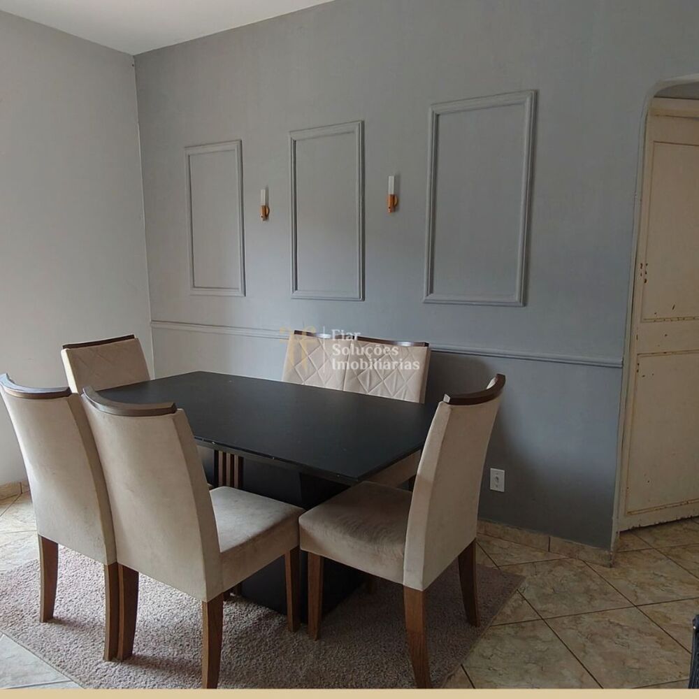 Sobrado à venda com 3 quartos, 210m² - Foto 2