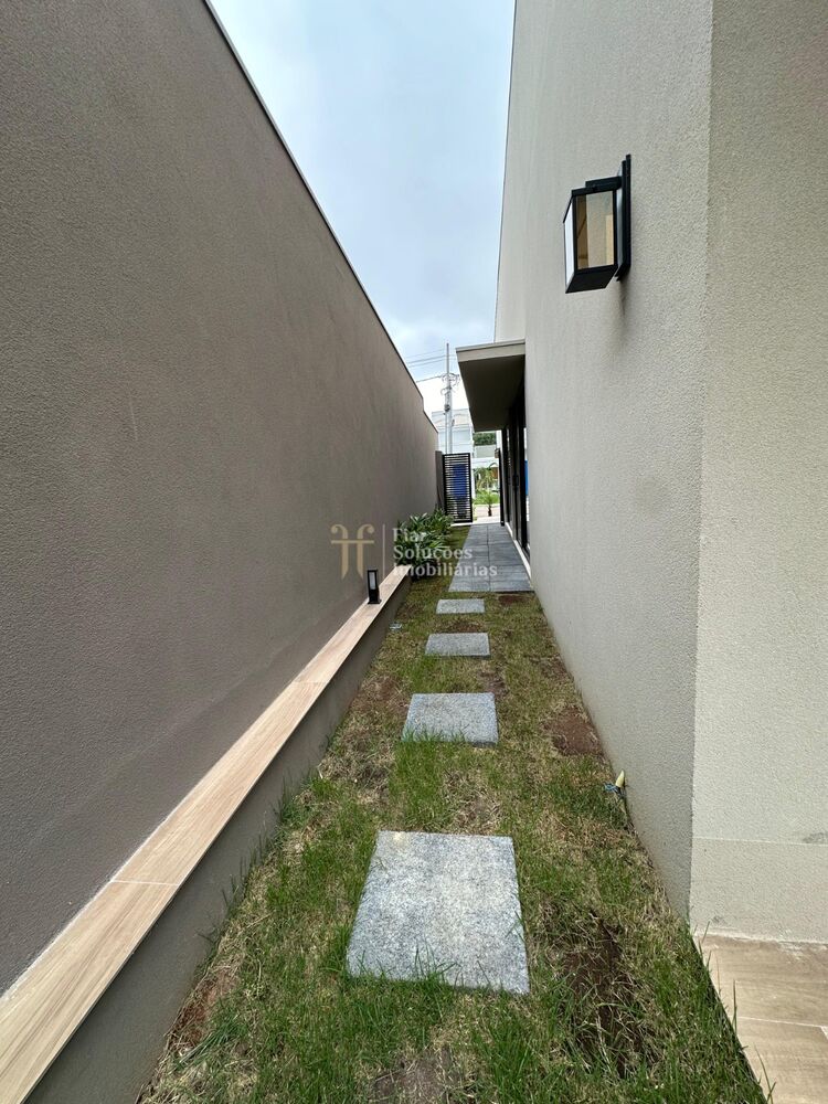 Sobrado à venda com 5 quartos, 347m² - Foto 4