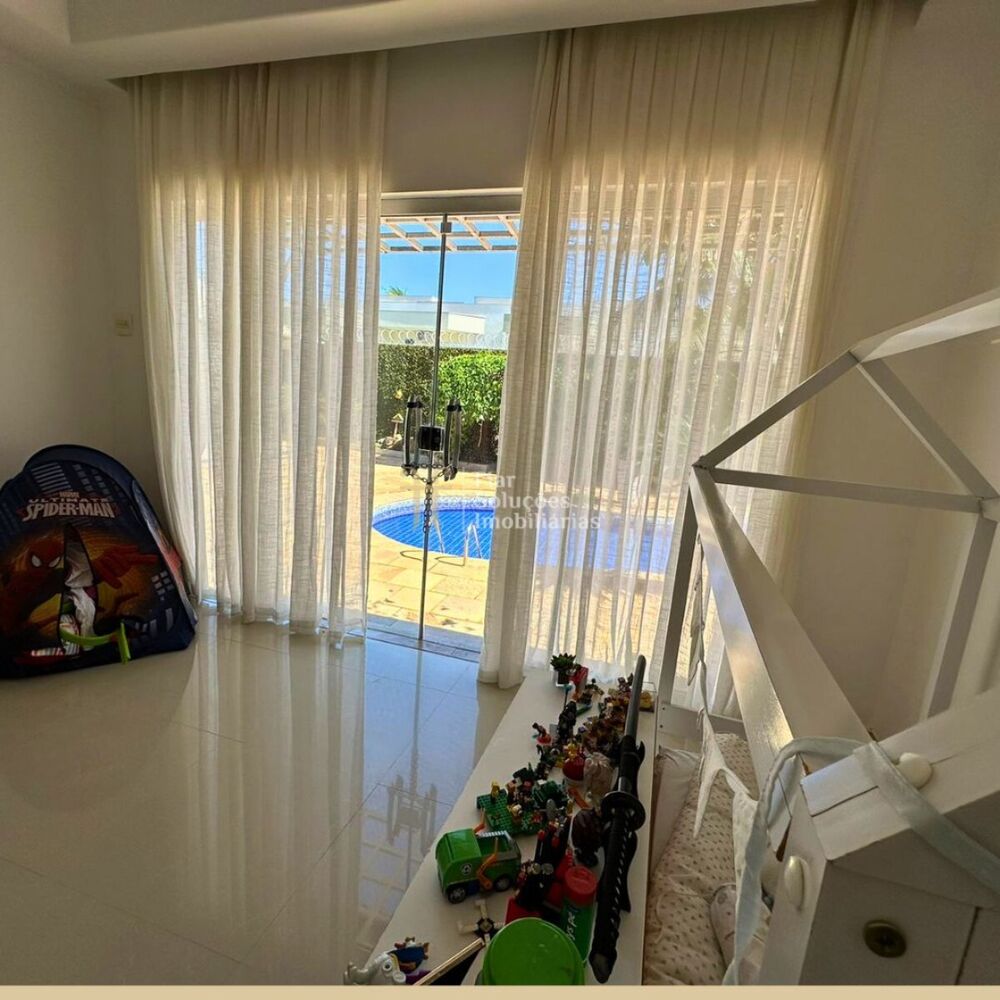 Casa à venda e temporada com 5 quartos, 700m² - Foto 3