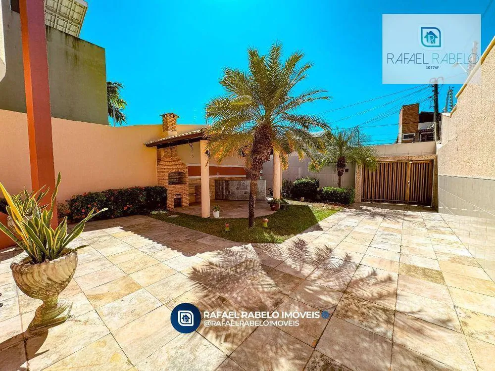 Casa, 4 quartos, 266 m² - Foto 1