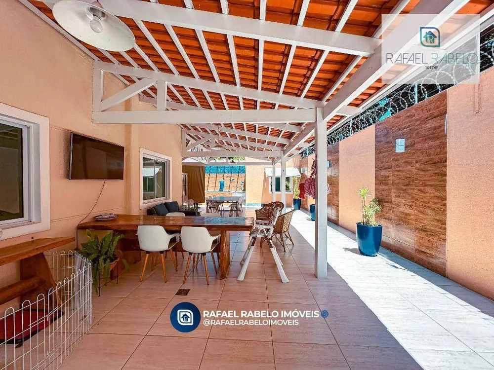 Casa de Condomínio à venda com 4 quartos, 220m² - Foto 4