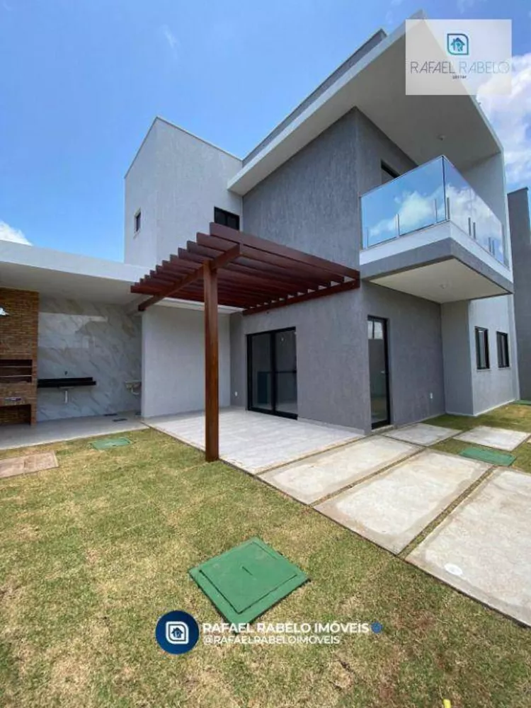 Casa à venda com 4 quartos, 127m² - Foto 1