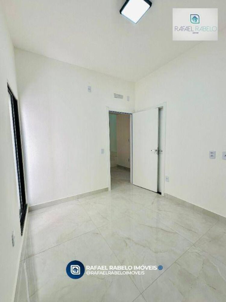 Casa, 4 quartos, 134 m² - Foto 2