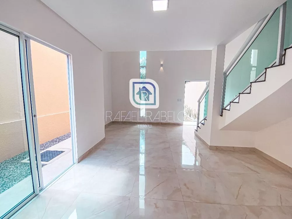 Casa à venda com 3 quartos, 93m² - Foto 5