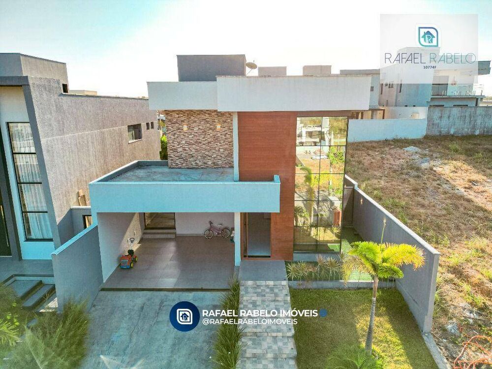 Casa de Condomínio à venda com 5 quartos, 228m² - Foto 1