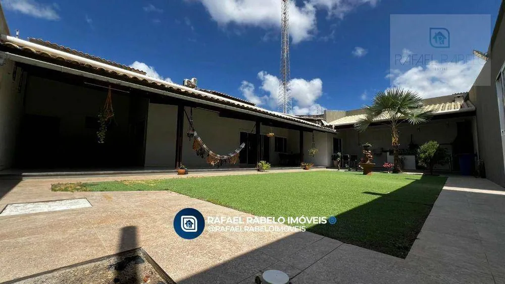 Casa, 3 quartos, 220 m² - Foto 2