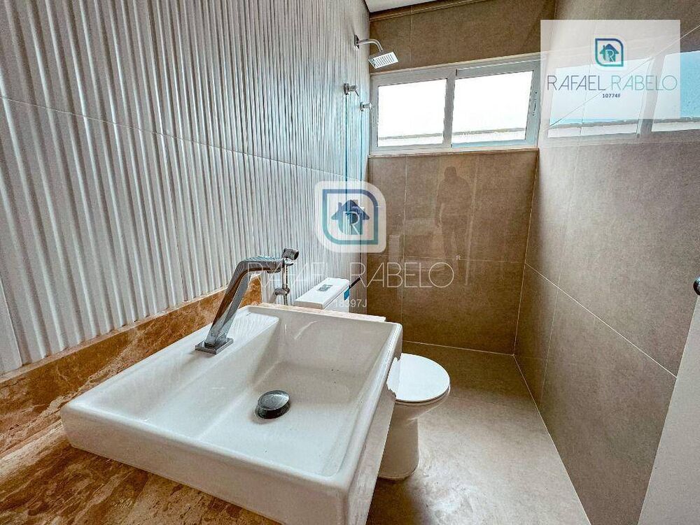 Casa de Condomínio à venda com 4 quartos, 223m² - Foto 3