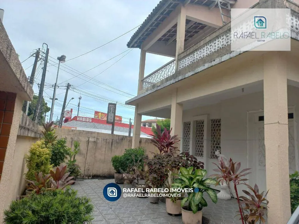 Casa, 5 quartos, 262 m² - Foto 1