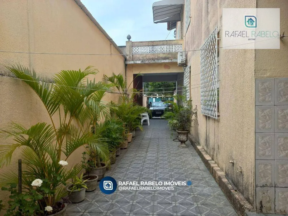 Casa, 5 quartos, 262 m² - Foto 2