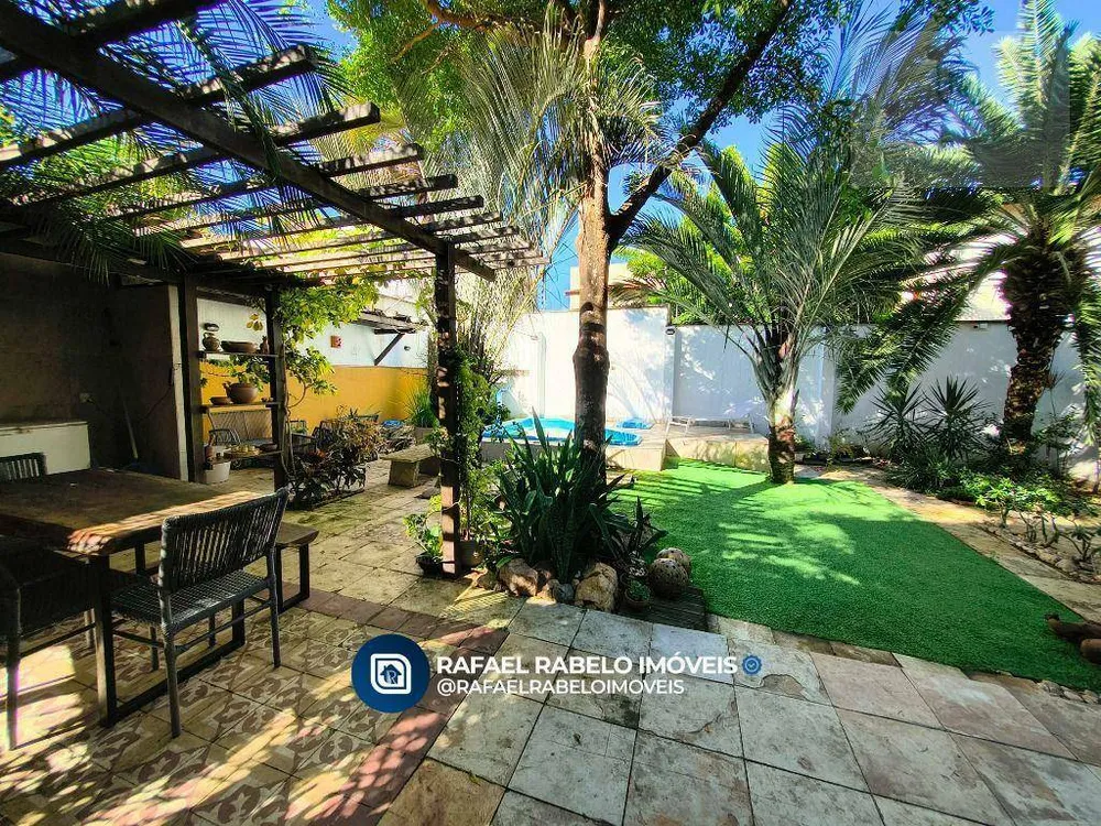 Casa, 4 quartos, 240 m² - Foto 4