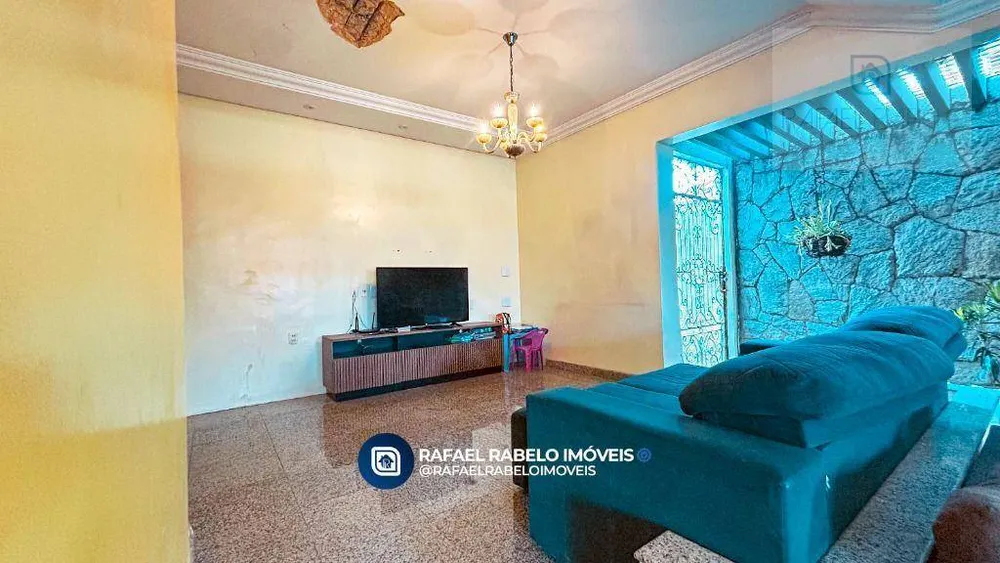 Casa, 3 quartos, 244 m² - Foto 1