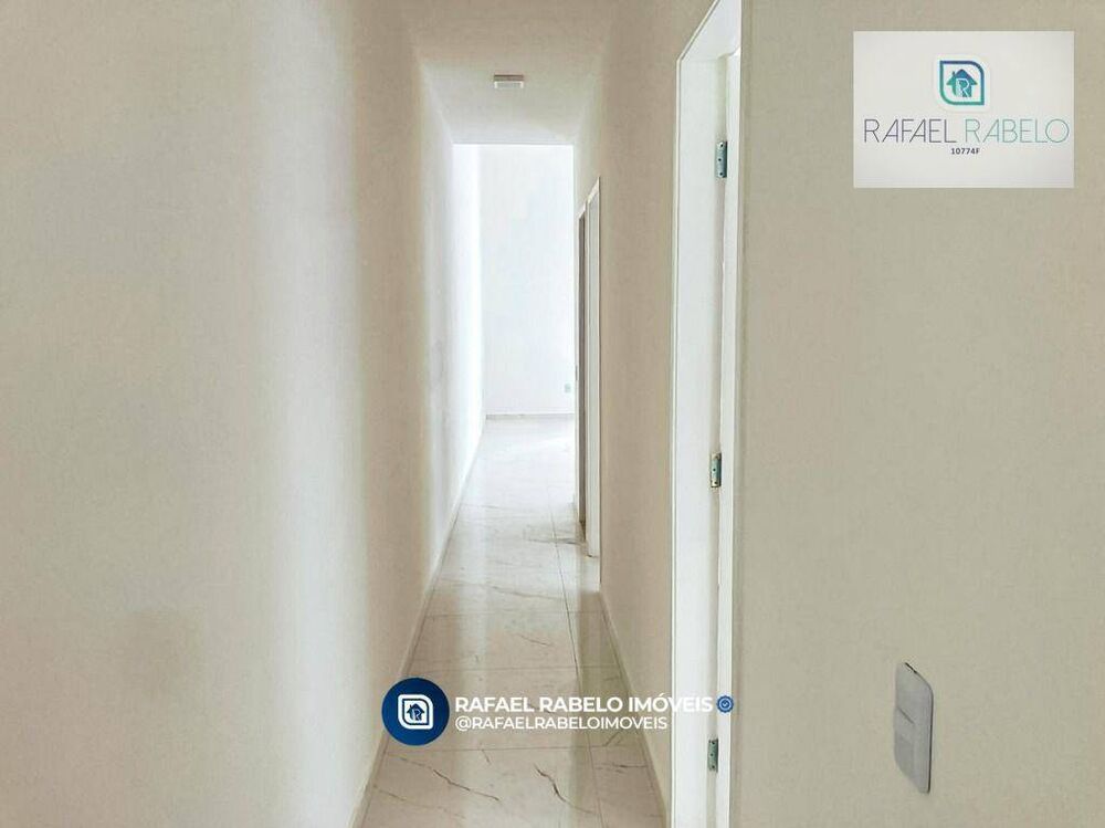 Casa à venda com 3 quartos, 100m² - Foto 2