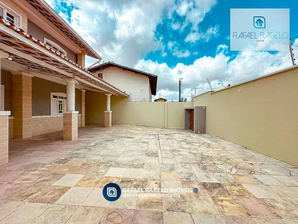 Casa, 3 quartos, 203 m² - Foto 2