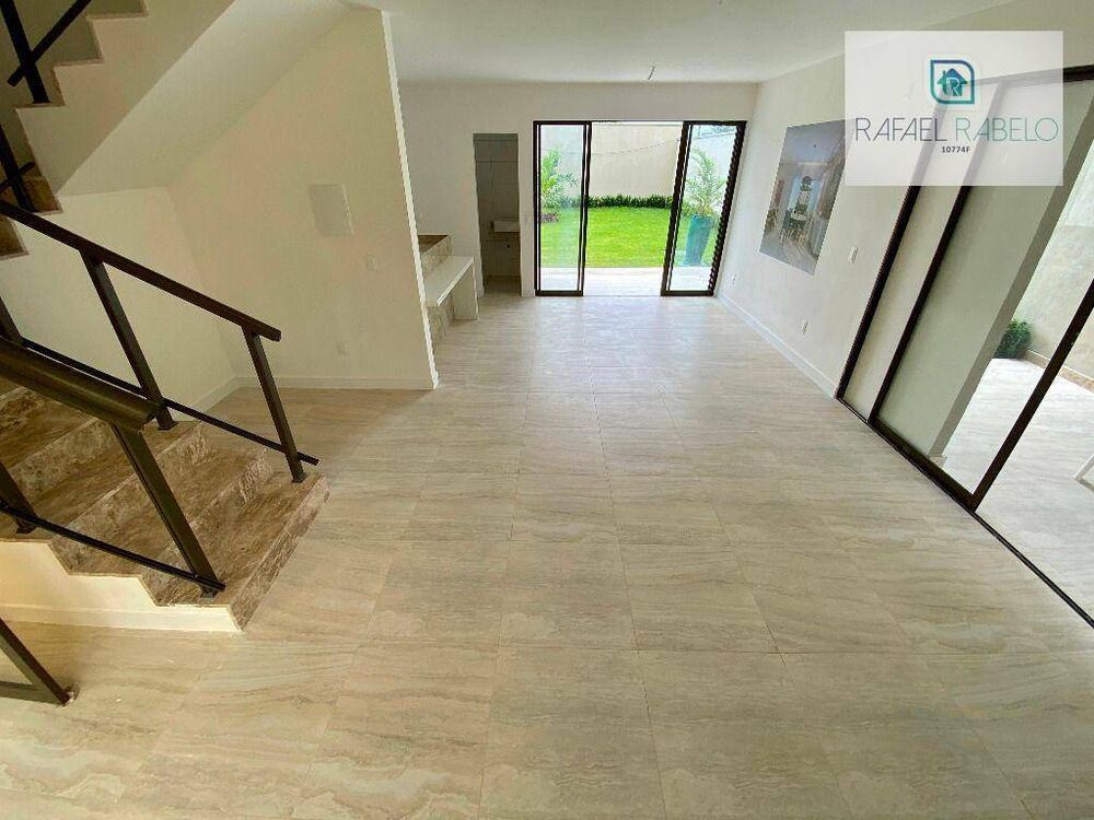 Casa de Condomínio à venda com 3 quartos, 148m² - Foto 2
