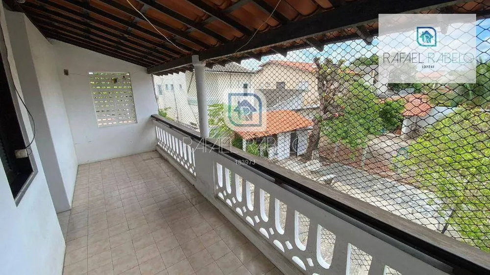 Casa à venda com 7 quartos, 235m² - Foto 8