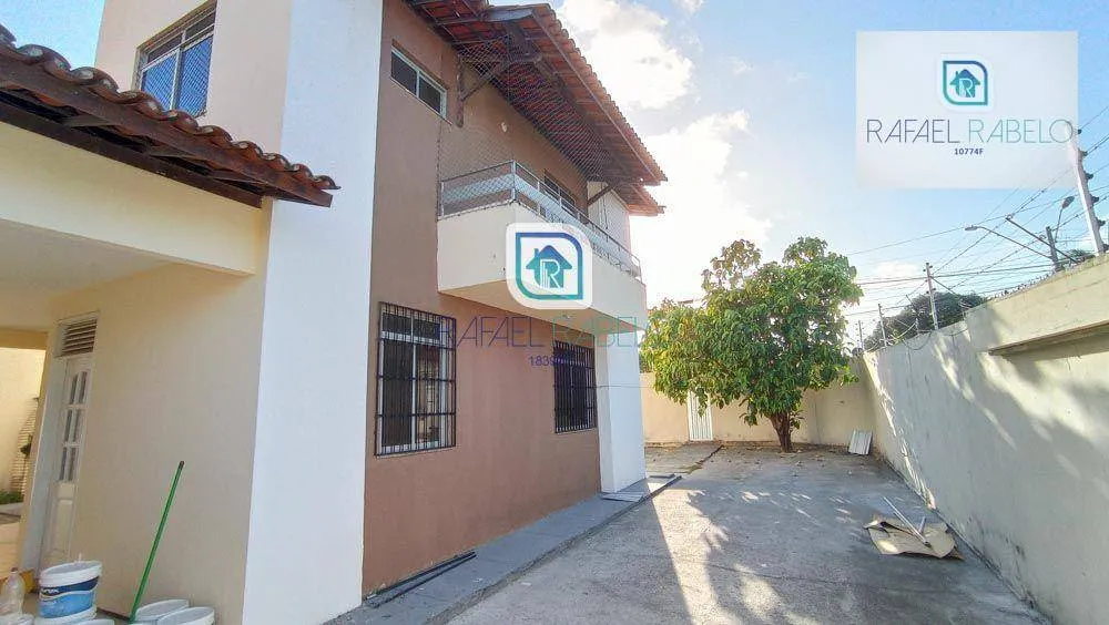 Casa, 4 quartos, 230 m² - Foto 1