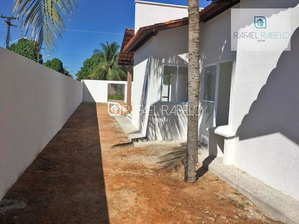 Casa à venda com 3 quartos, 75m² - Foto 4