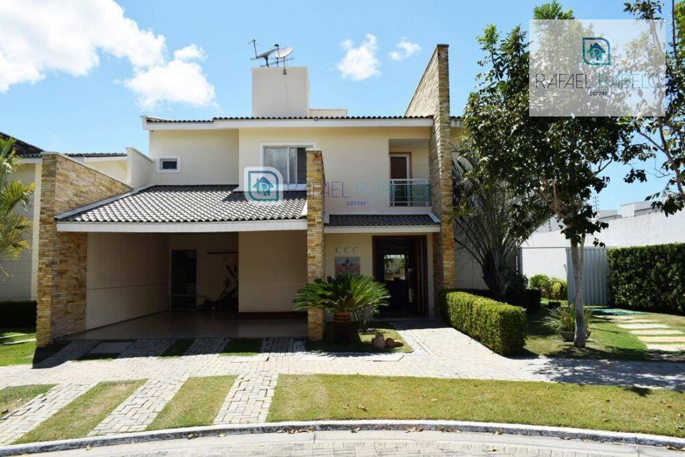 Casa de Condomínio à venda com 4 quartos, 320m² - Foto 2