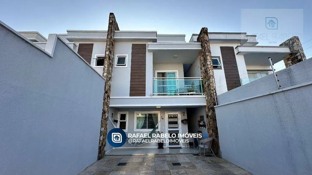 Casa, 3 quartos, 131 m² - Foto 1
