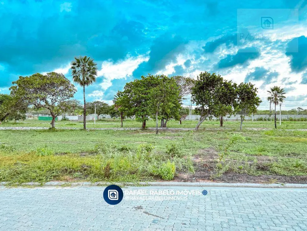Loteamento e Condomínio, 301 m² - Foto 1